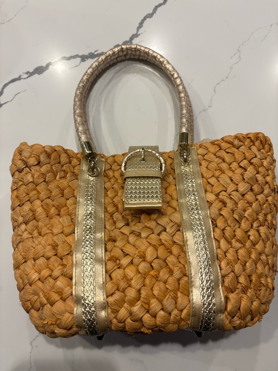 XOXO Handbags - XOXO Corn Husk Straw Handbag